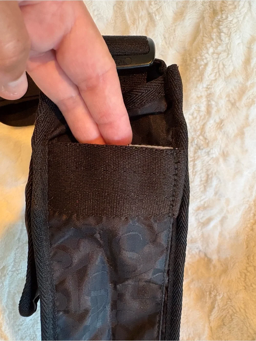 NWT Lesportsac Ryan monogram jacquard Black Nylon Crossbody Bag